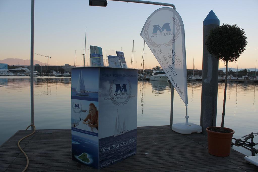 Catamarano Mauticat Hotel Пескара Екстериор снимка