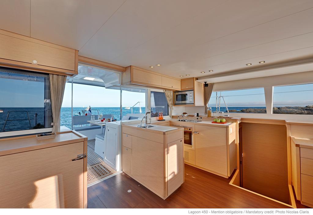 Catamarano Mauticat Hotel Пескара Екстериор снимка