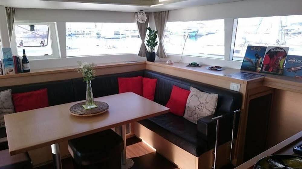 Catamarano Mauticat Hotel Пескара Екстериор снимка