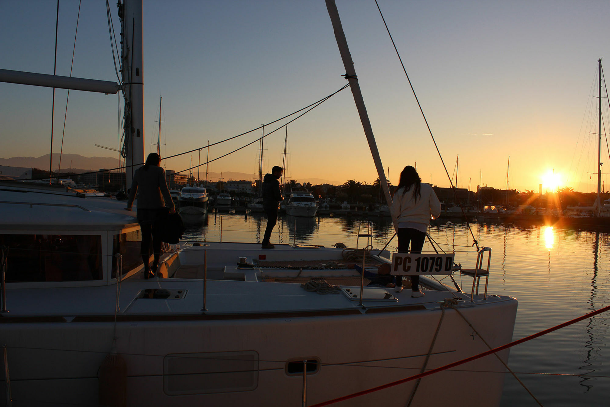 Catamarano Mauticat Hotel Пескара Екстериор снимка