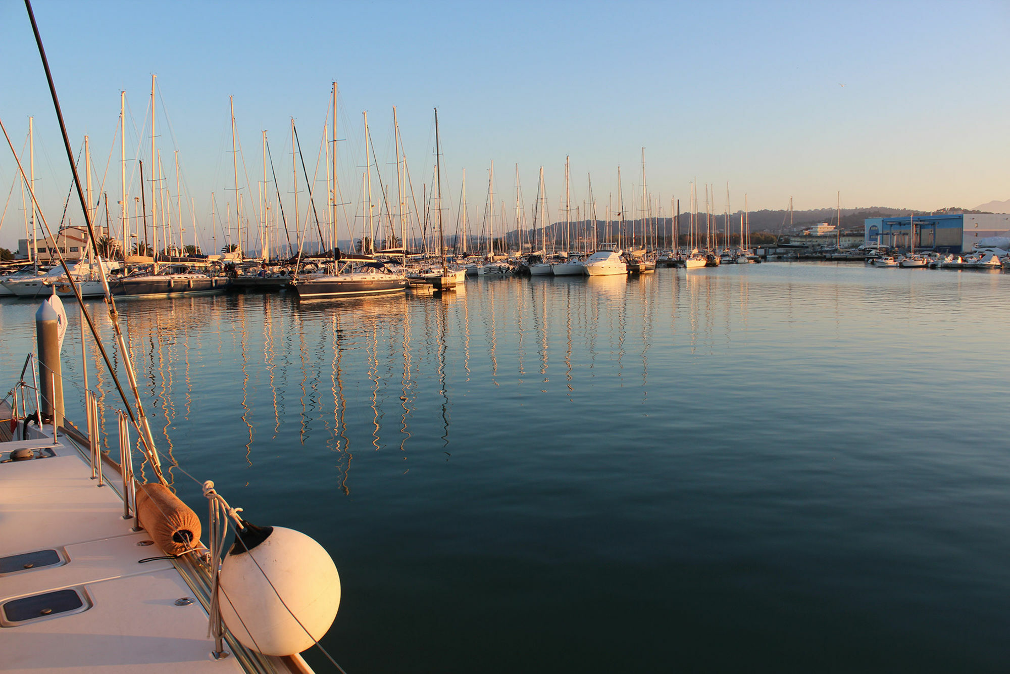 Catamarano Mauticat Hotel Пескара Екстериор снимка